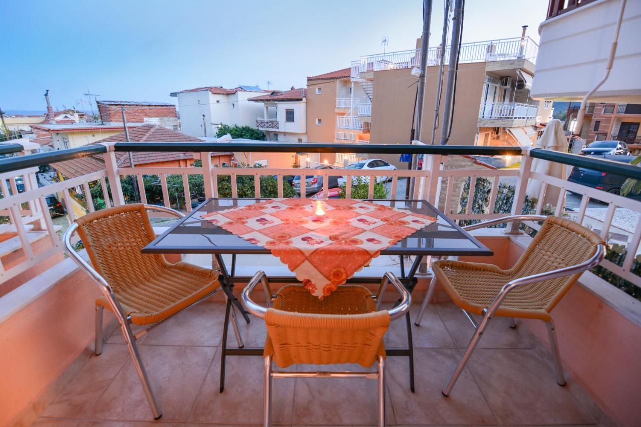 Apartamento House Toula Elegant Sarti Exterior foto