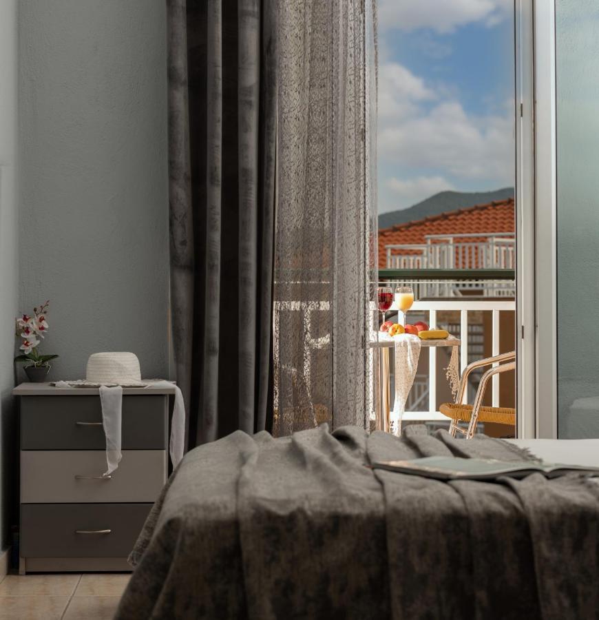 Apartamento House Toula Elegant Sarti Exterior foto