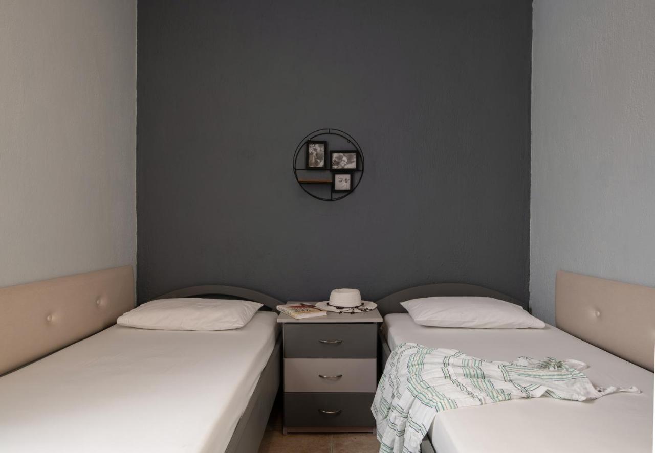 Apartamento House Toula Elegant Sarti Exterior foto