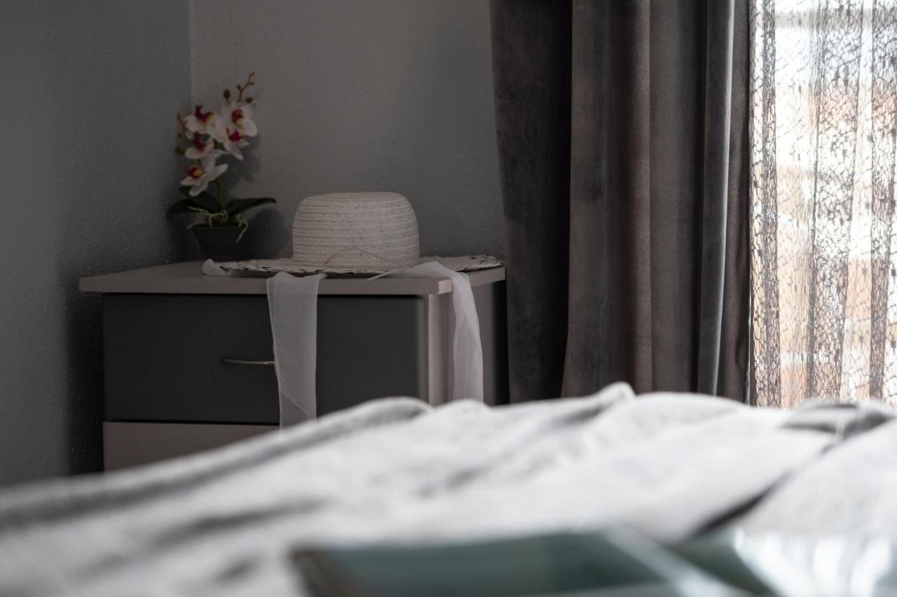 Apartamento House Toula Elegant Sarti Exterior foto